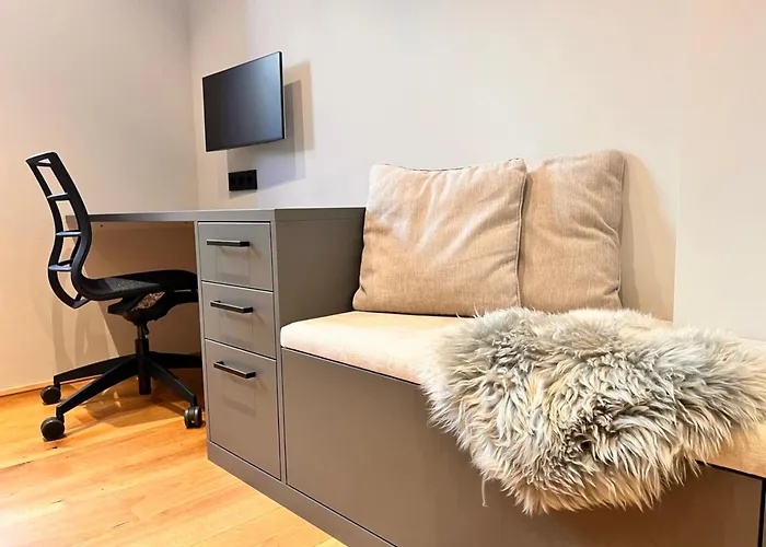 公寓 Places2be Mit Sommercard 斯拉德明